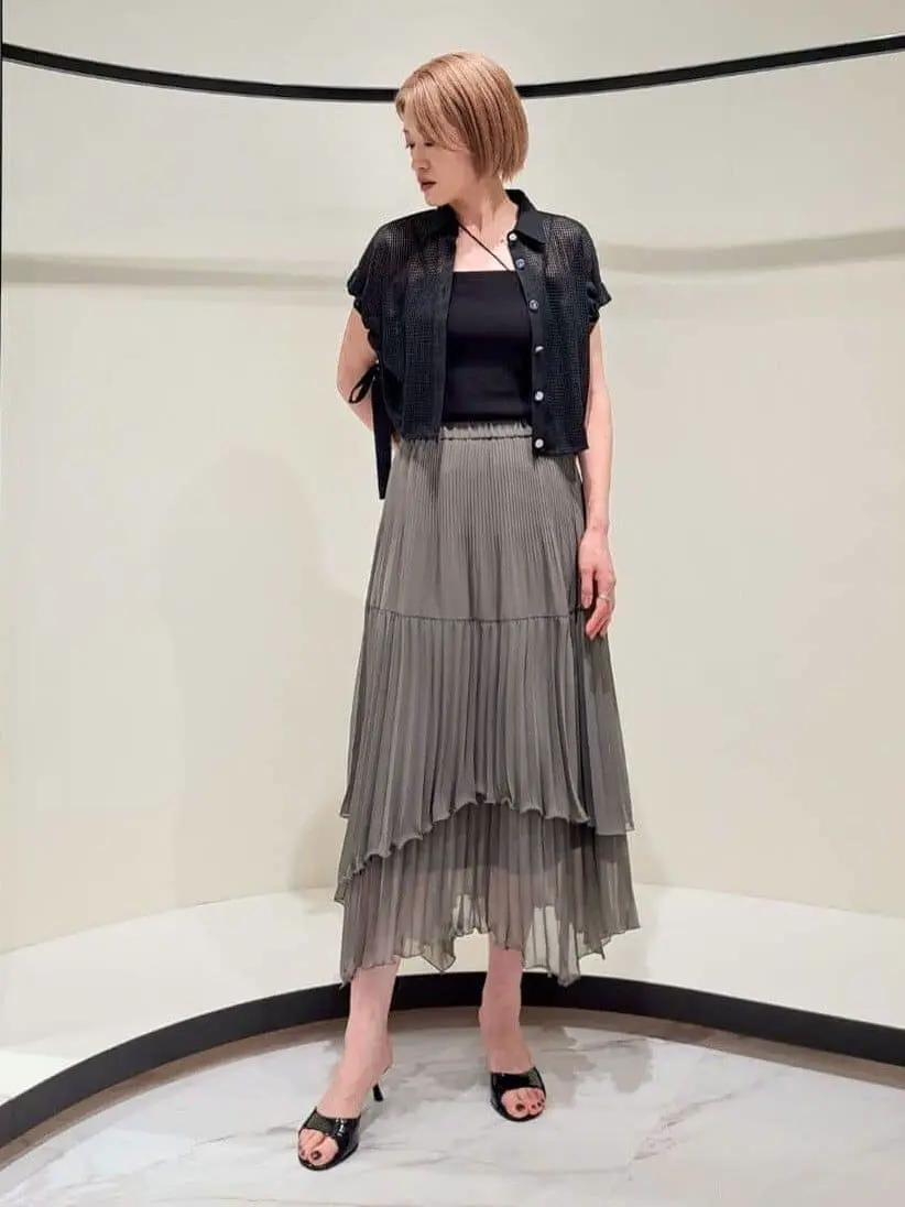 GRACE CONTINENTAL 今野　志保 コーディネート画像