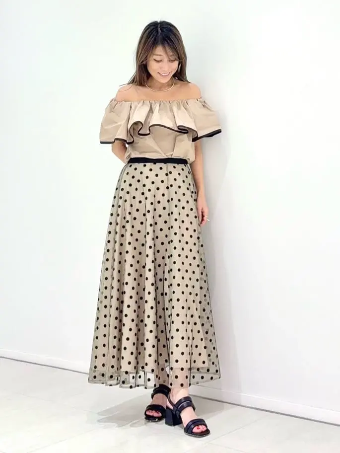 GRACE CONTINENTAL yukimi yonee コーディネート画像