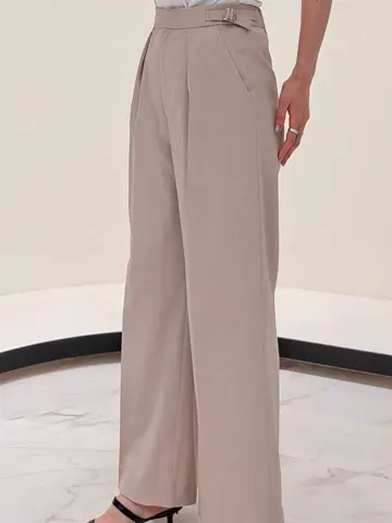 GRACE CONTINENTAL 今野　志保 コーディネート画像