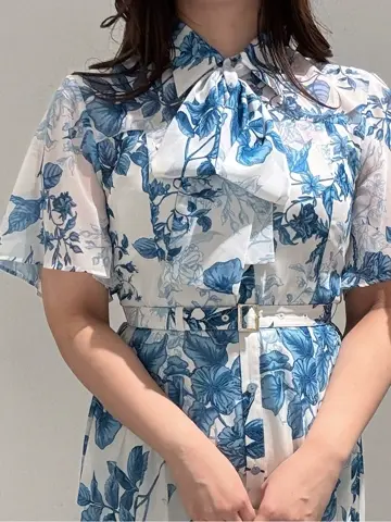 GRACE CONTINENTAL MOMOKO コーディネート画像