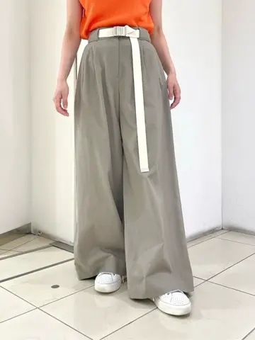 GRACE CONTINENTAL yoshi コーディネート画像