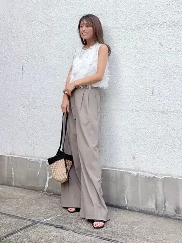 GRACE CONTINENTAL yukimi yonee コーディネート画像