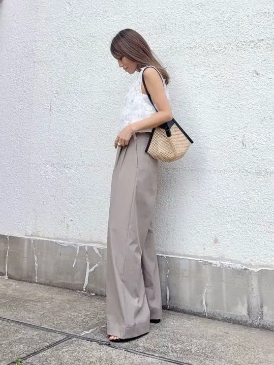 GRACE CONTINENTAL yukimi yonee コーディネート画像