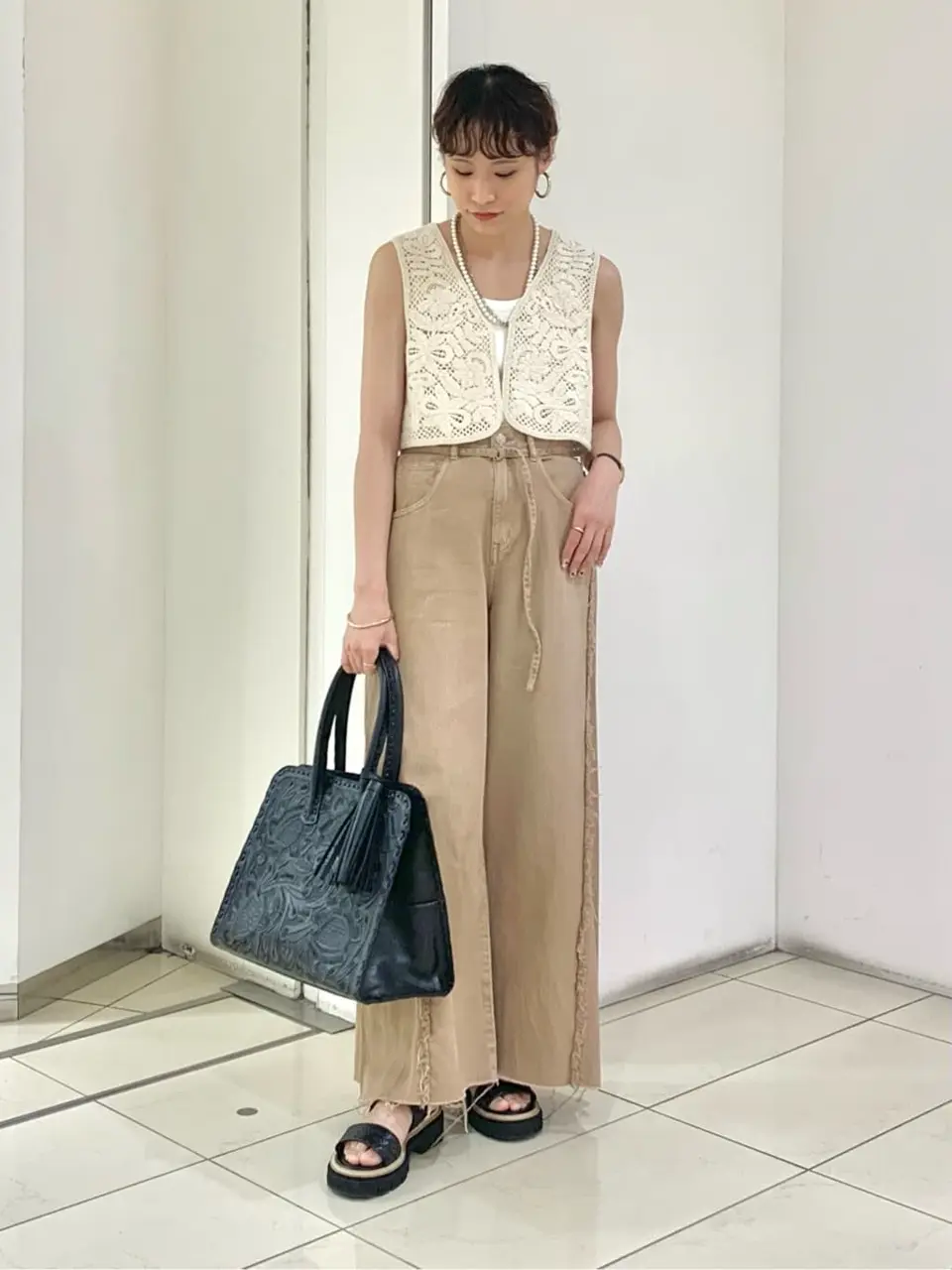 GRACE CONTINENTAL haruka iwasaki コーディネート画像