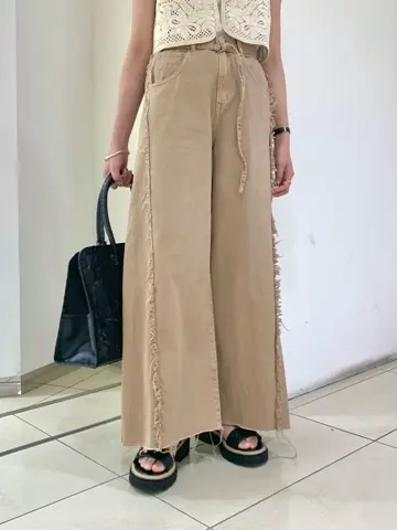 GRACE CONTINENTAL haruka iwasaki コーディネート画像