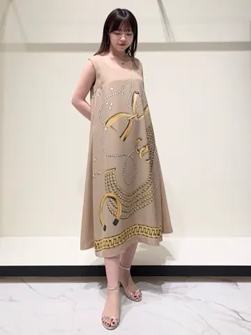 GRACE CONTINENTAL 平野 裕華 コーディネート画像