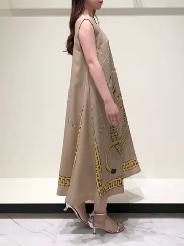 GRACE CONTINENTAL 平野 裕華 コーディネート画像