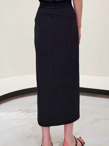 GRACE CONTINENTAL 今野　志保 コーディネート画像