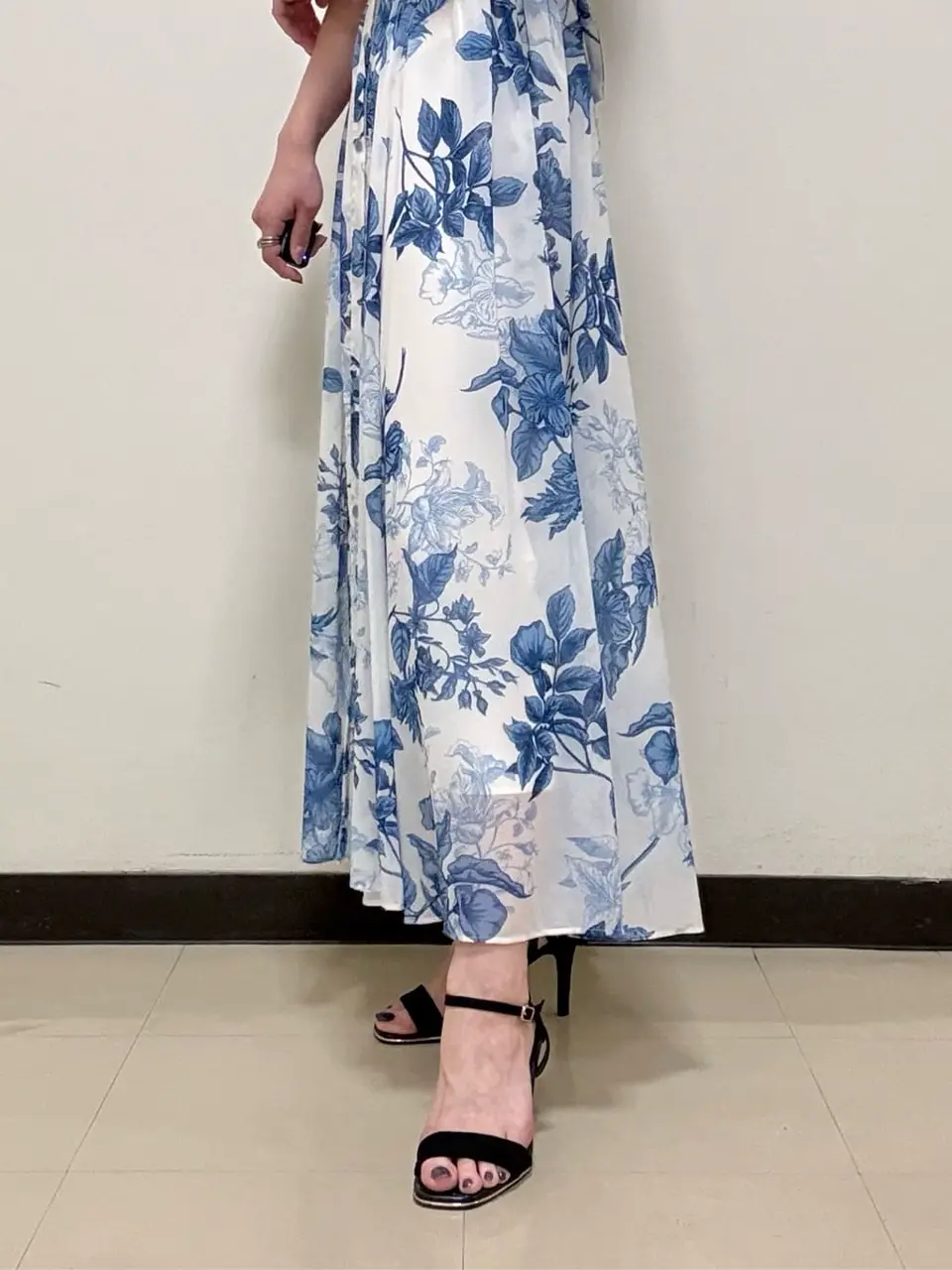 GRACE CONTINENTAL FUKUSHIMA YURIE コーディネート画像