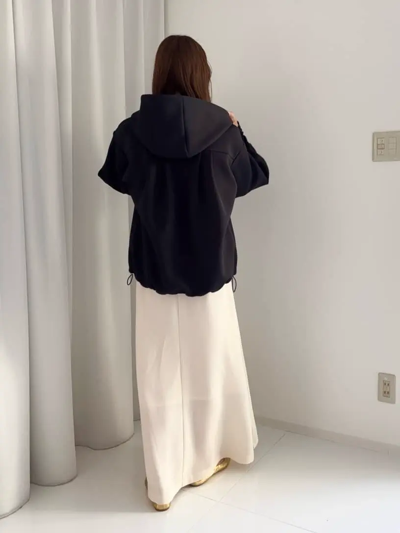 GRACE CONTINENTAL Hikaru Okada コーディネート画像