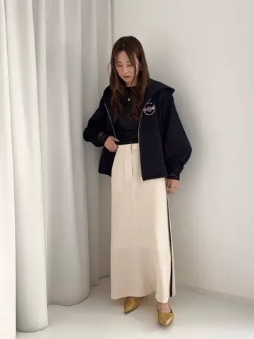 GRACE CONTINENTAL Hikaru Okada コーディネート画像