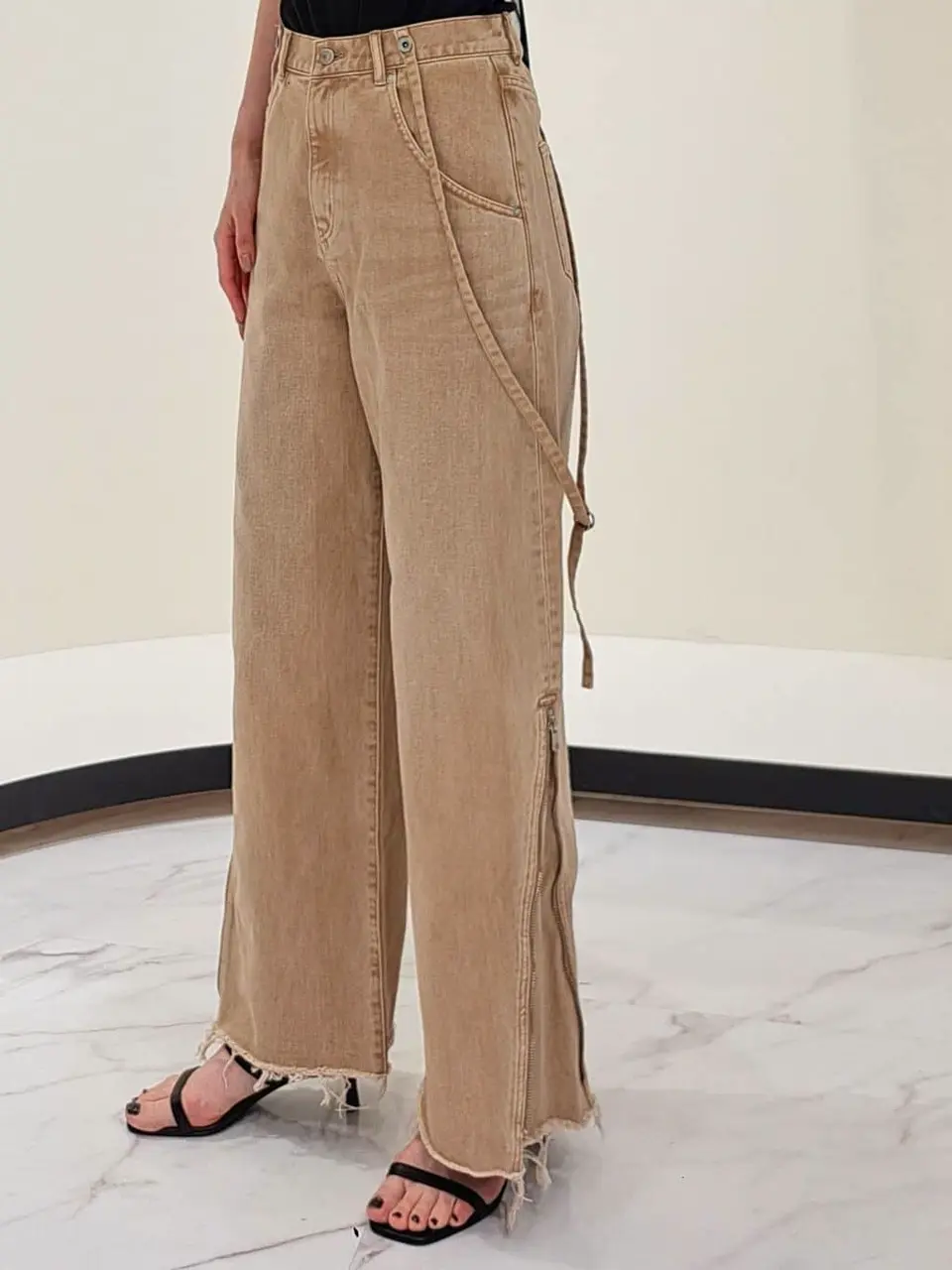 GRACE CONTINENTAL 今野　志保 コーディネート画像