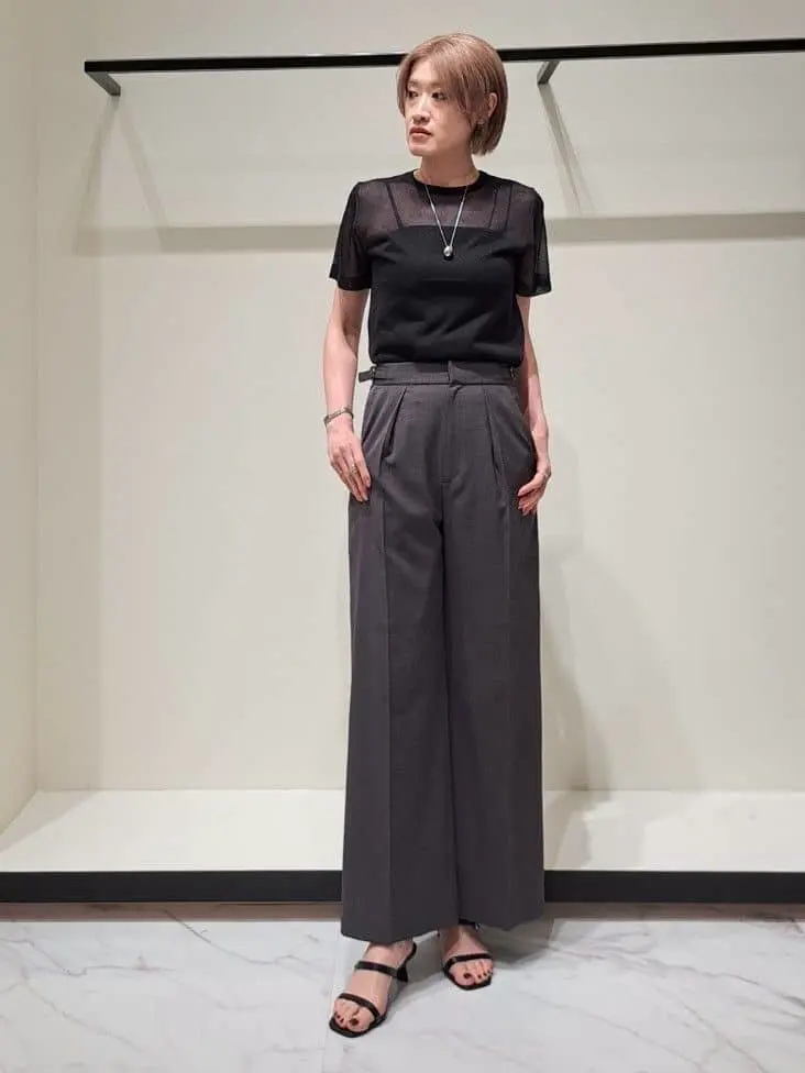 GRACE CONTINENTAL 今野　志保 コーディネート画像