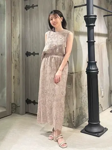 GRACE CONTINENTAL minami コーディネート画像