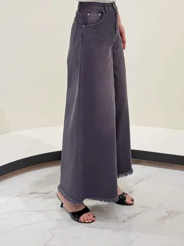 GRACE CONTINENTAL 今野　志保 コーディネート画像