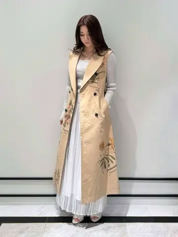 GRACE CONTINENTAL MOMOKO コーディネート画像