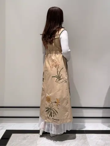 GRACE CONTINENTAL MOMOKO コーディネート画像