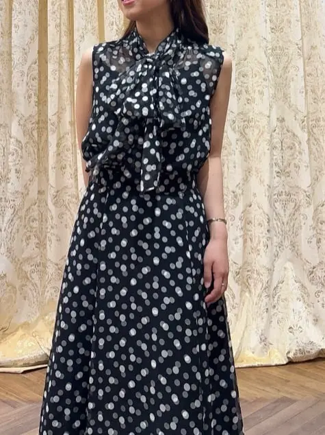 GRACE CONTINENTAL HIGASHIGAWA.R コーディネート画像