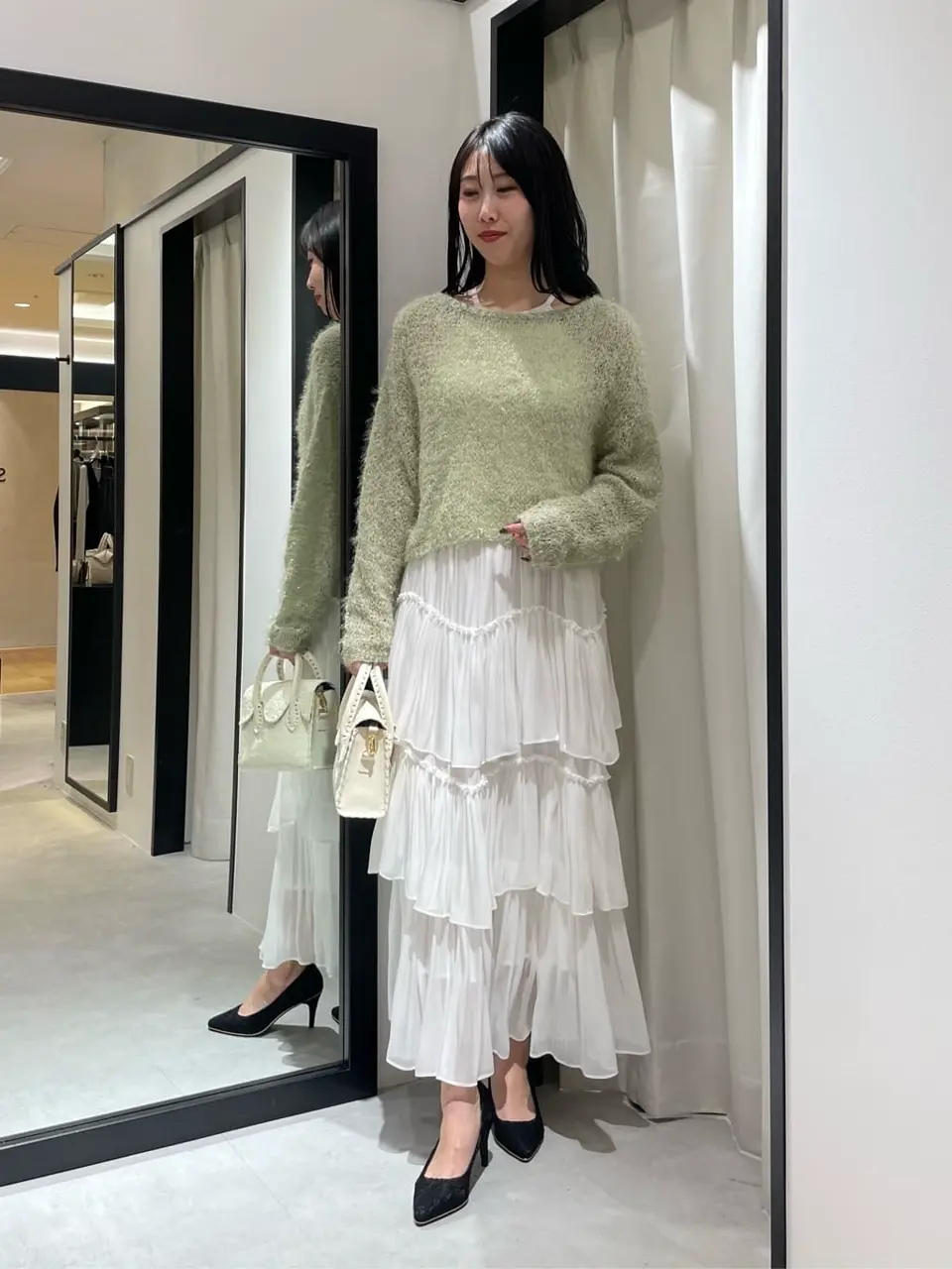 GRACE CONTINENTAL 端場　わかな コーディネート画像