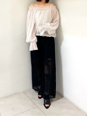 GRACE CONTINENTAL MORITA AI コーディネート画像