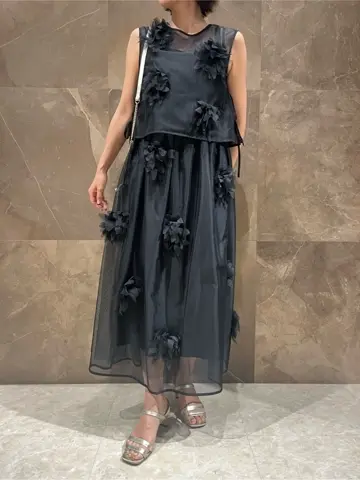 GRACE CONTINENTAL 穐山　香織 コーディネート画像