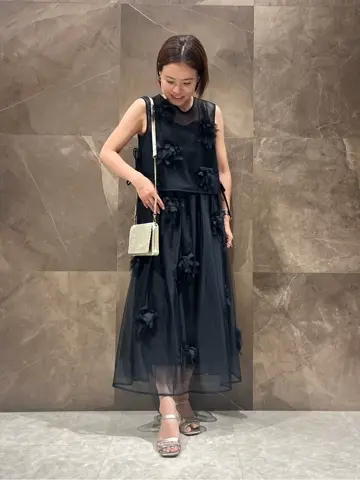 GRACE CONTINENTAL 穐山　香織 コーディネート画像