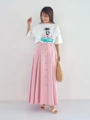 GRACE CONTINENTAL yukimi yonee コーディネート画像