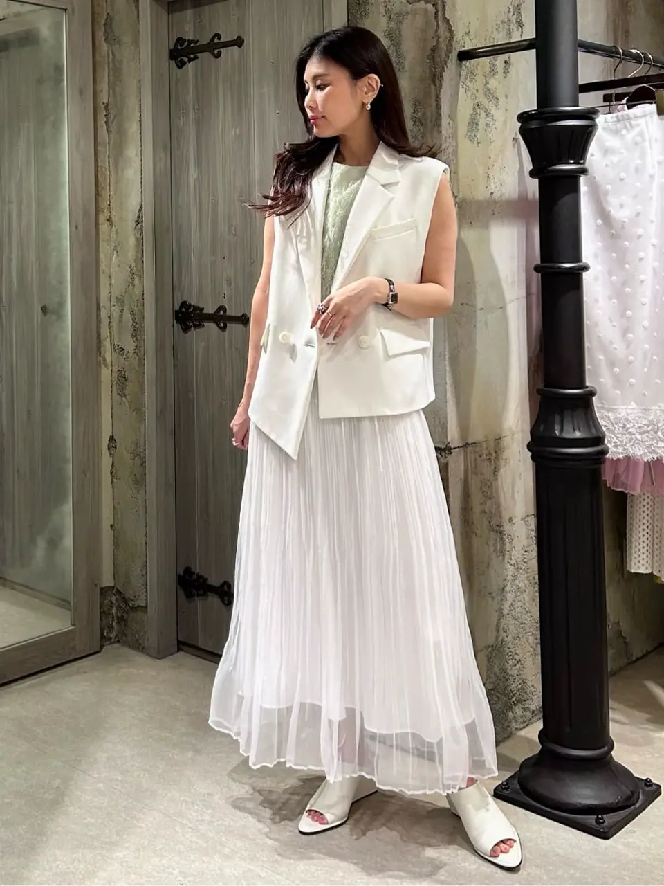 GRACE CONTINENTAL 志田　悠 コーディネート画像