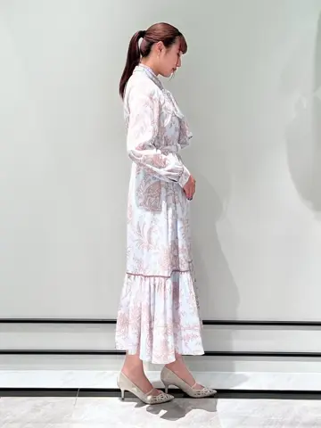 GRACE CONTINENTAL CHISAKO.S コーディネート画像