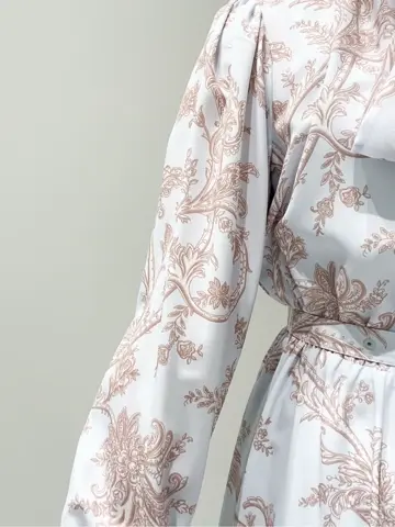 GRACE CONTINENTAL CHISAKO.S コーディネート画像