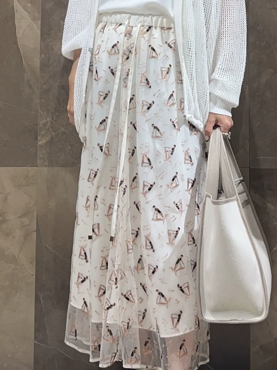 GRACE CONTINENTAL 穐山　香織 コーディネート画像