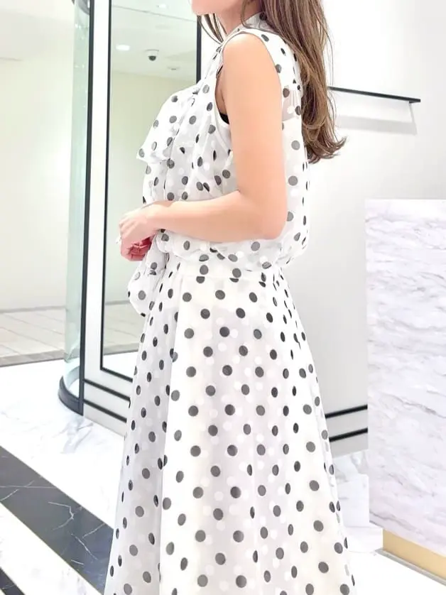 GRACE CONTINENTAL yukimi yonee コーディネート画像