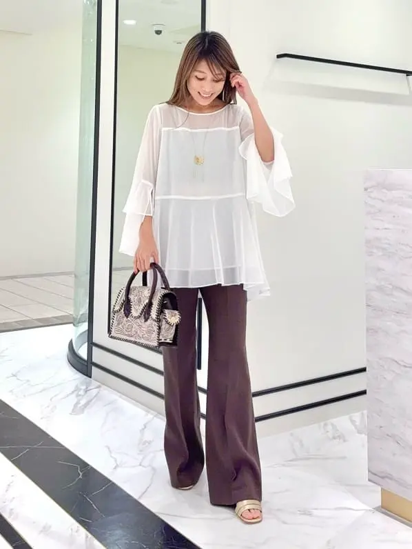 GRACE CONTINENTAL yukimi yonee コーディネート画像