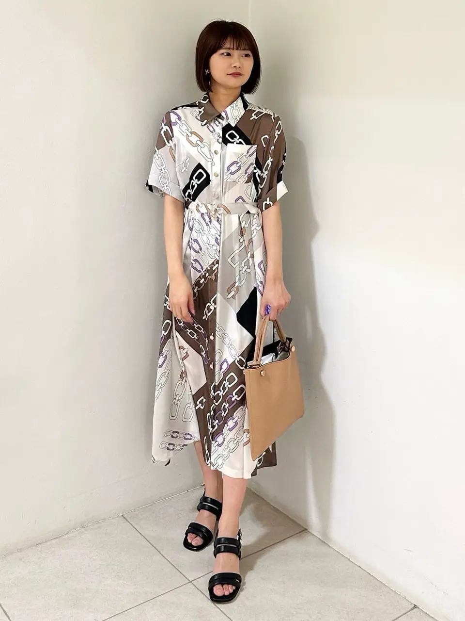 GRACE CONTINENTAL MORITA AI コーディネート画像