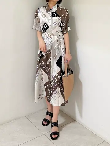 GRACE CONTINENTAL MORITA AI コーディネート画像