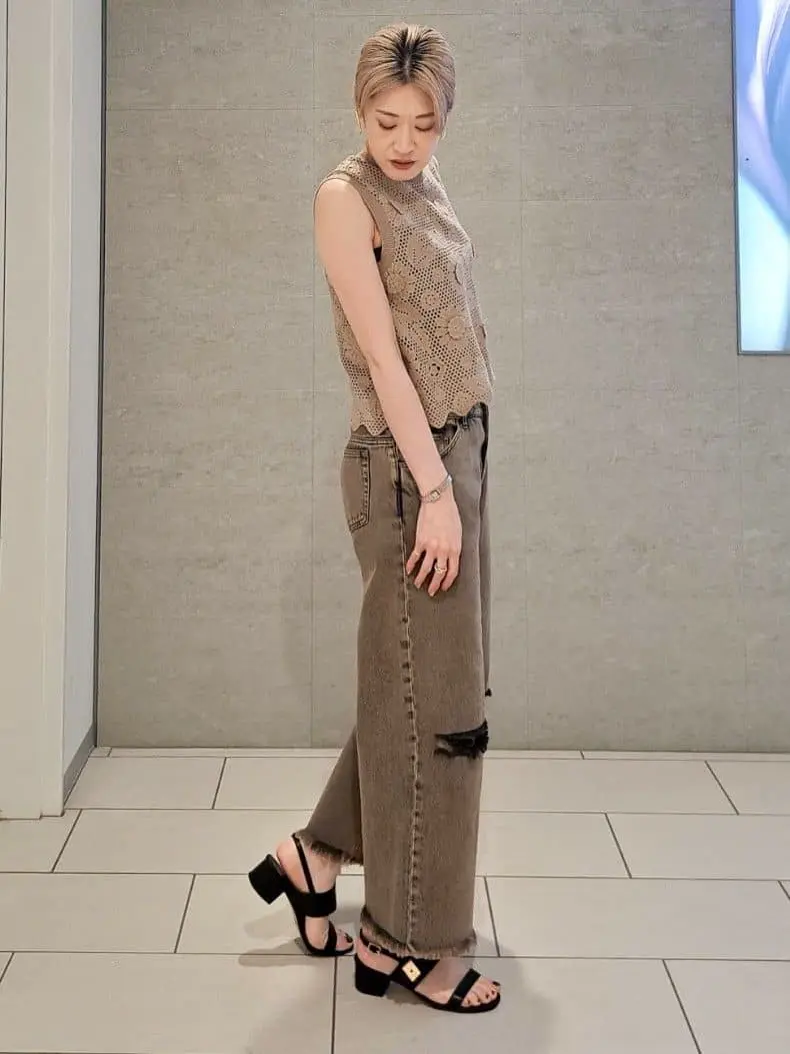 GRACE CONTINENTAL 今野　志保 コーディネート画像