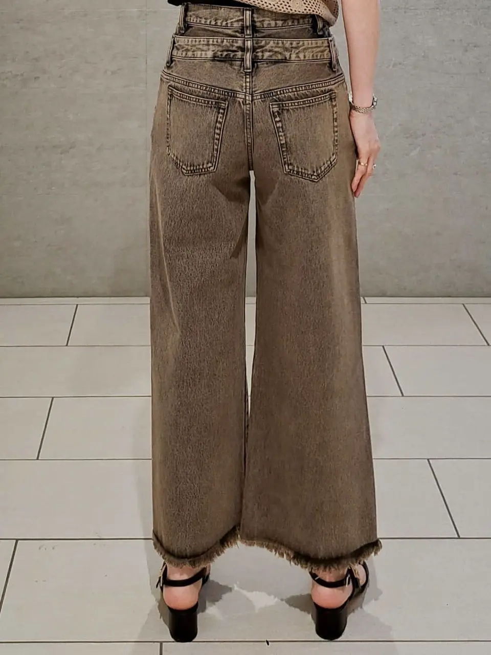 GRACE CONTINENTAL 今野　志保 コーディネート画像