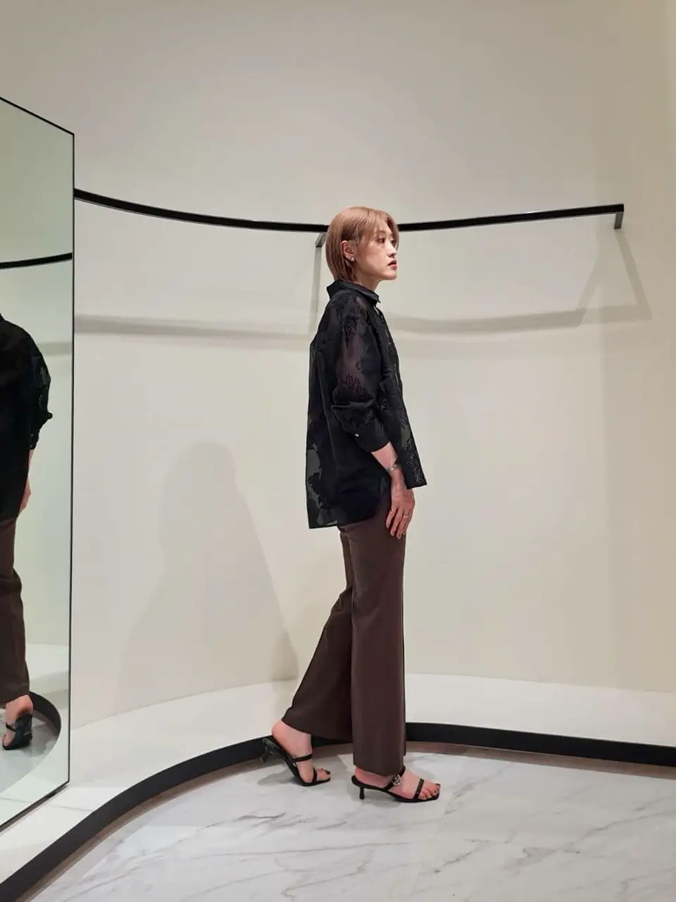 GRACE CONTINENTAL 今野　志保 コーディネート画像