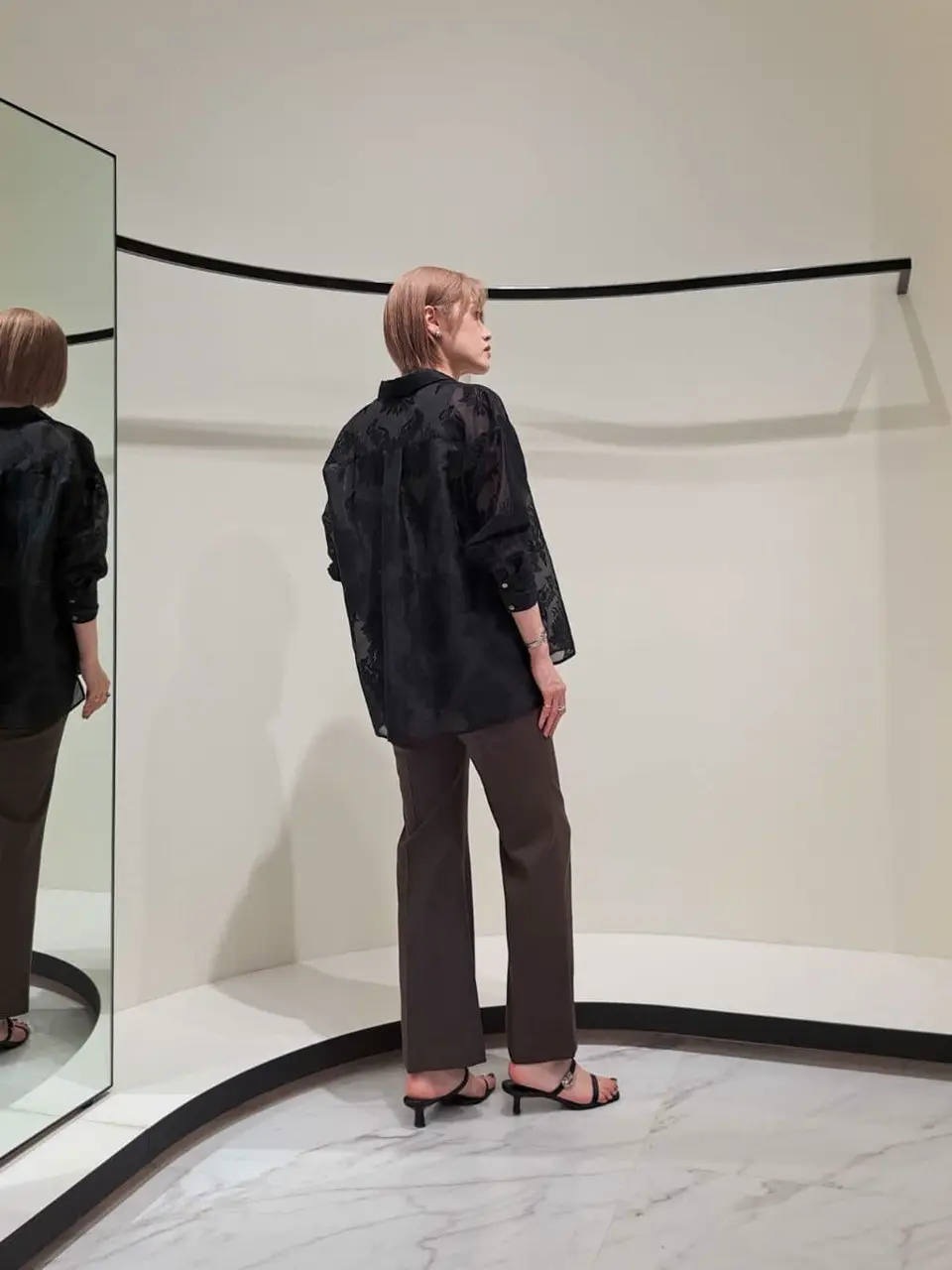 GRACE CONTINENTAL 今野　志保 コーディネート画像