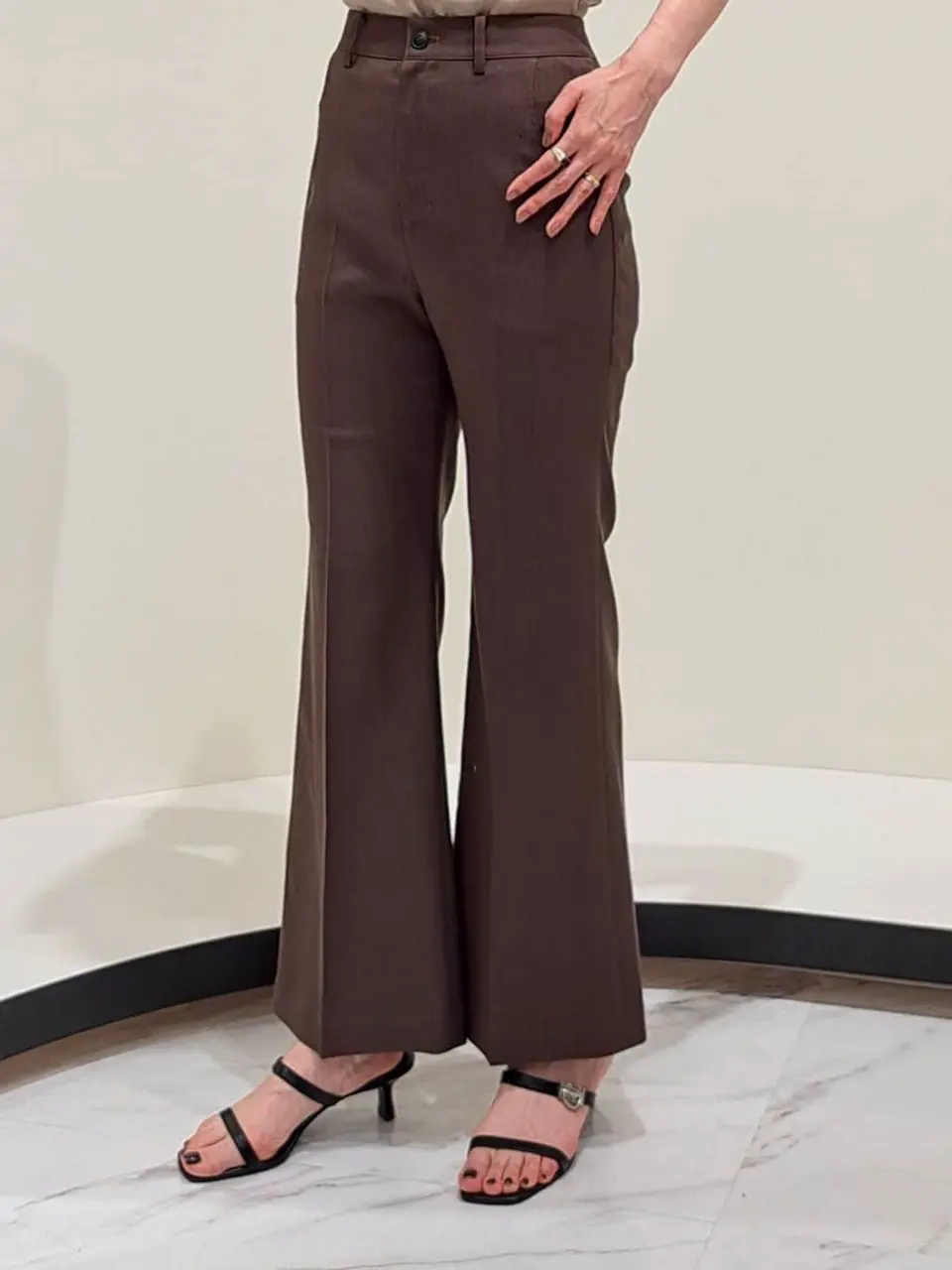 GRACE CONTINENTAL 今野　志保 コーディネート画像