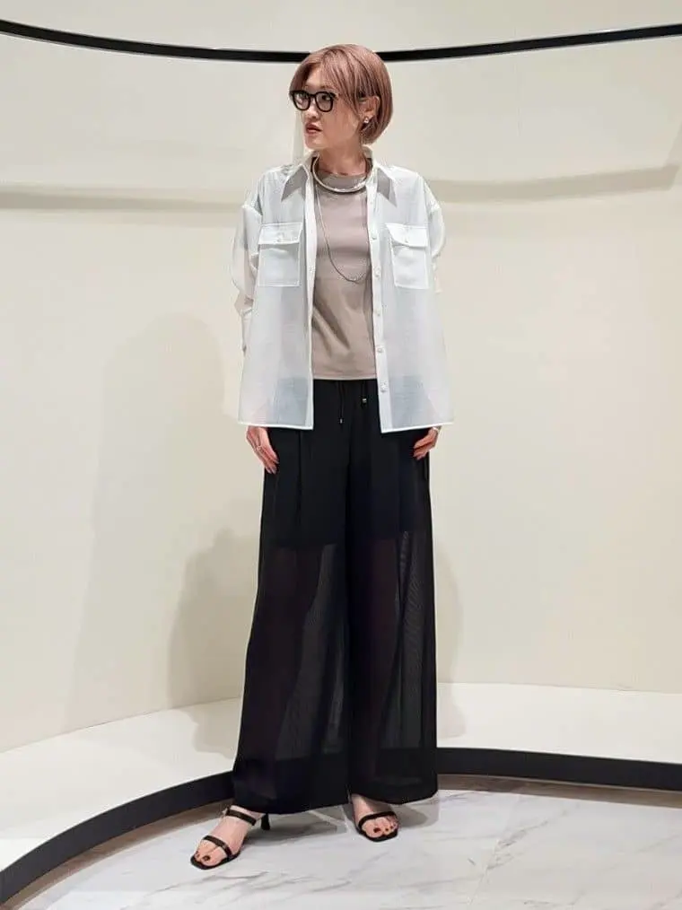 GRACE CONTINENTAL 今野　志保 コーディネート画像