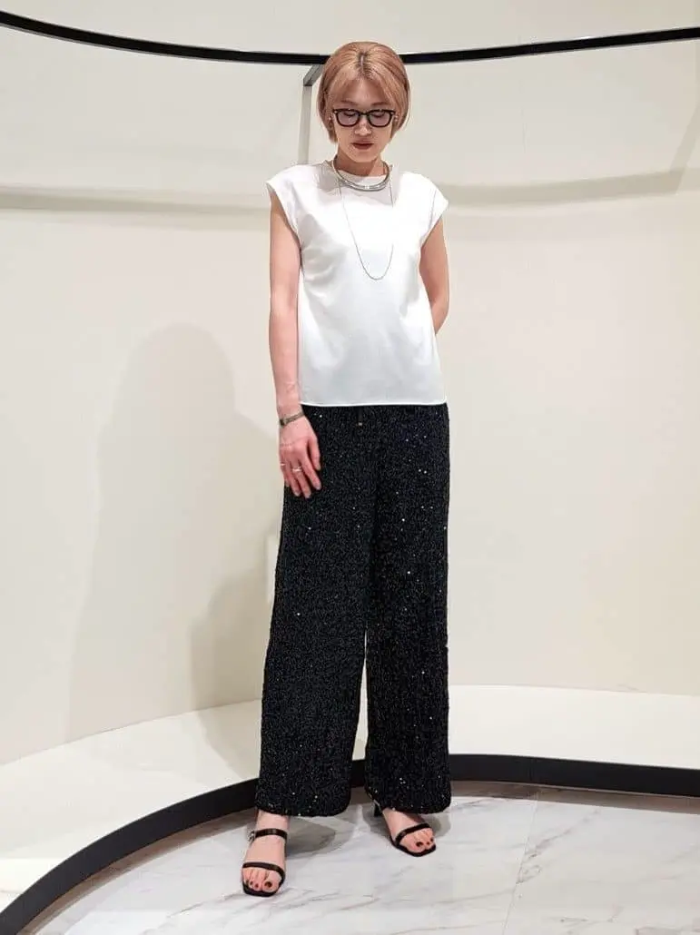 GRACE CONTINENTAL 今野　志保 コーディネート画像