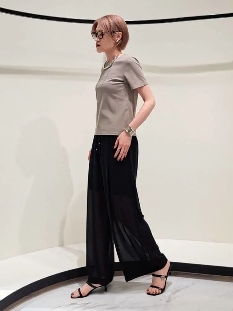 GRACE CONTINENTAL 今野　志保 コーディネート画像