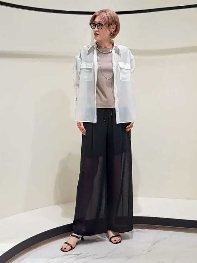 GRACE CONTINENTAL 今野　志保 コーディネート画像