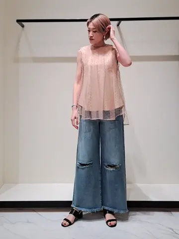 GRACE CONTINENTAL 今野　志保 コーディネート画像