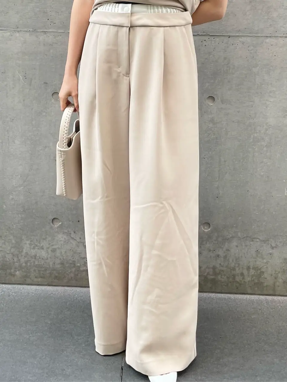 GRACE CONTINENTAL minami コーディネート画像