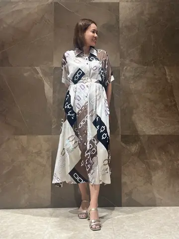 GRACE CONTINENTAL 穐山　香織 コーディネート画像