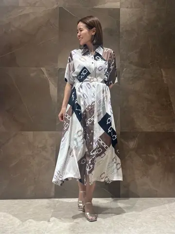 GRACE CONTINENTAL 穐山　香織 コーディネート画像