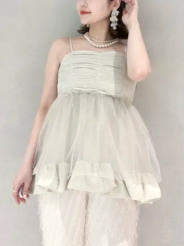 GRACE CONTINENTAL SAYUMI Nagashima コーディネート画像