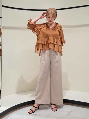 GRACE CONTINENTAL 今野　志保 コーディネート画像